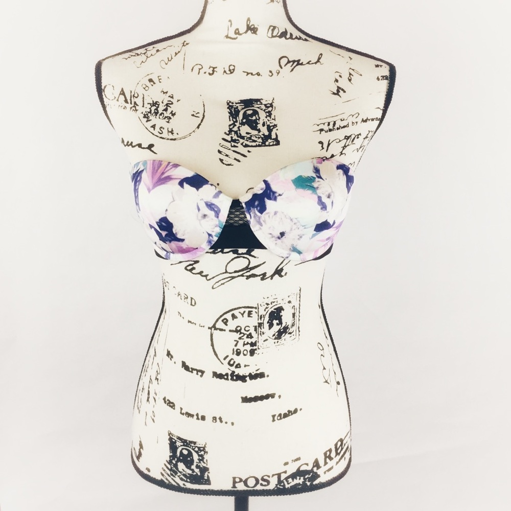 Victorias Secret 34B Floral Bikini TOP Tropical